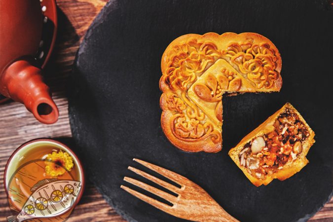 Hướng dẫn làm bánh trung thu thập cẩm