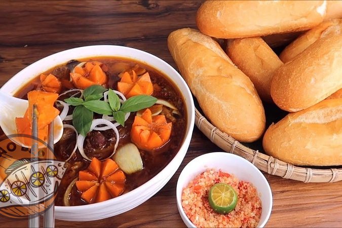 Cách nấu bò kho cà rốt thơm ngon đậm vị ăn là mê