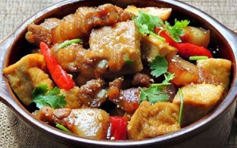 Thịt lợn kho đậu phụ vừa ngon vừa rẻ