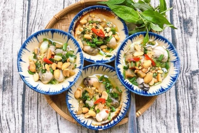 Hàu chén nướng sốt tiêu xanh