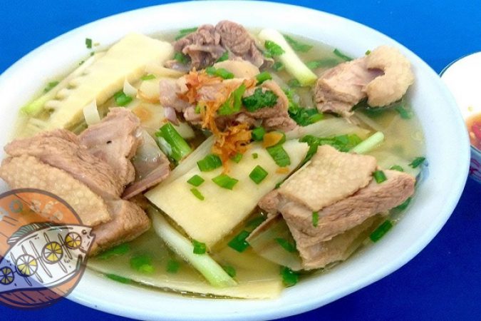 Hướng dẫn cách làm vịt nấu măng thơm ngon đậm vị