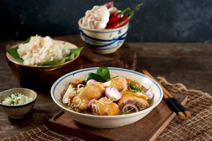Cách nấu gà hầm sả nước dừa dễ không tưởng