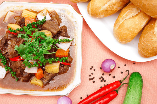 1001+ Cách Nấu Bò Sốt Vang “Mềm Ngon Cực Đưa Cơm”