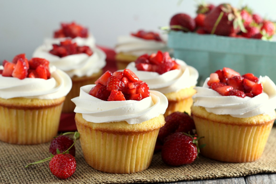 Cách làm bánh cupcake cơ bản thực hiện dễ dàng tại nhà