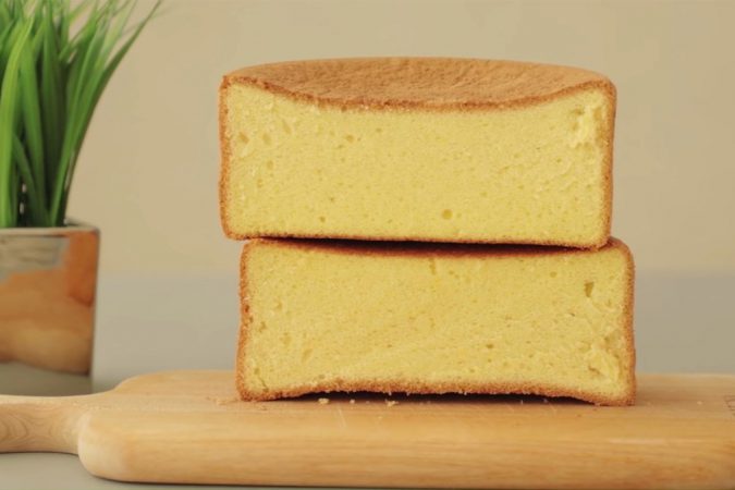 Mách bạn 3 cách làm bánh bông lan siêu ngon siêu mịn ngay tại nhà