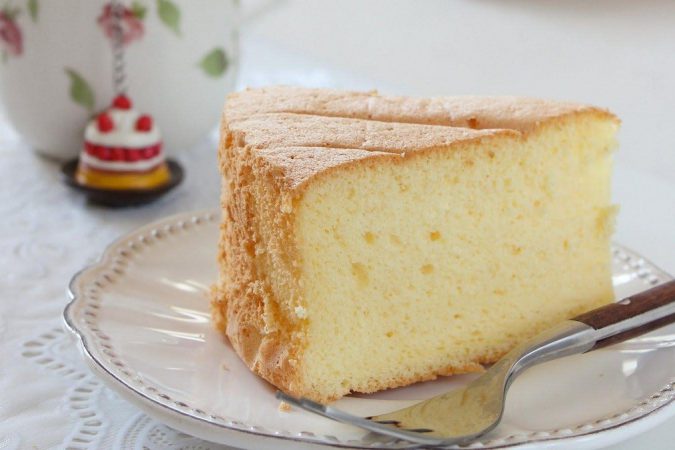 Cách làm bánh bông lan bằng lò vi sóng nhanh, gọn, lẹ đến bất ngờ