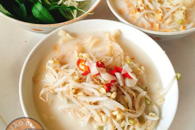Mát lành món quà quê với cách làm bánh đúc nộm đơn giản nhất