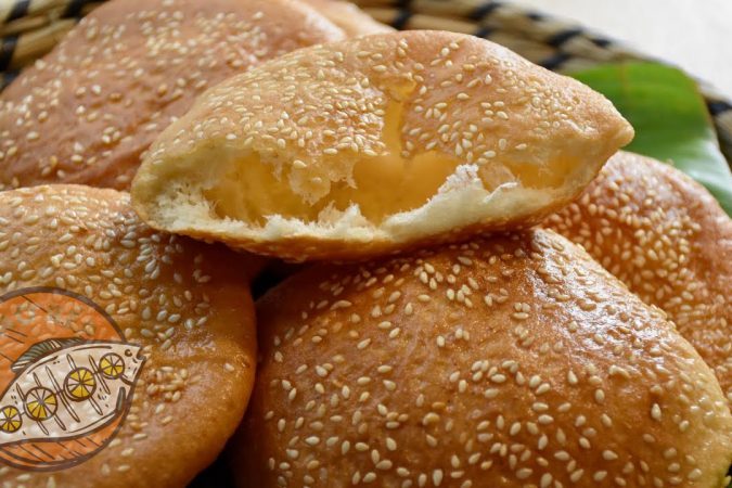 Sao không thử cách làm bánh tiêu bằng bột pha sẵn dễ dàng nhất