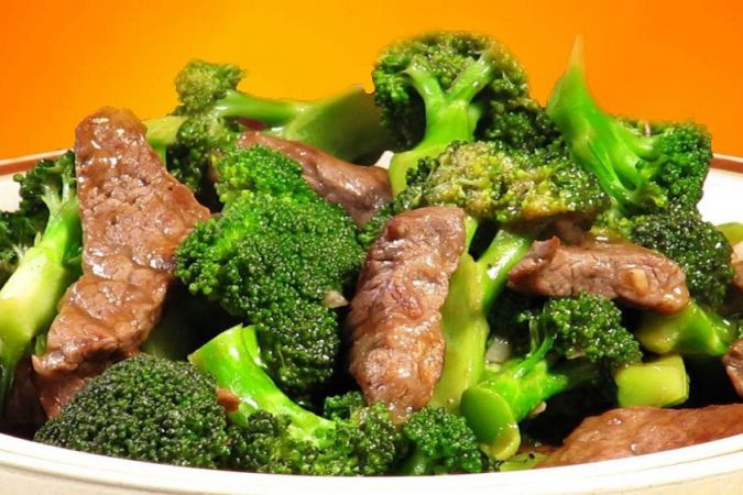Cách làm bông cải xào thịt bò ngon tuyệt cú mèo