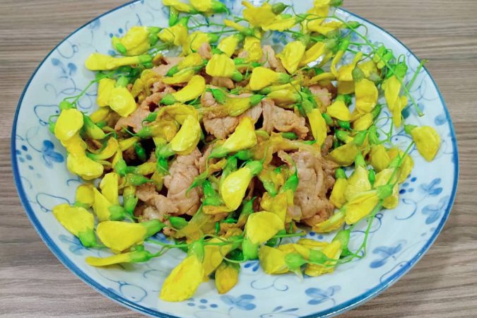 Cách làm bông điên điển xào thịt bò thơm ngon đậm chất miền Tây Nam Bộ