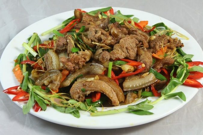 Cách làm món thịt lợn rừng xào xả ớt ngon tuyệt cú mèo