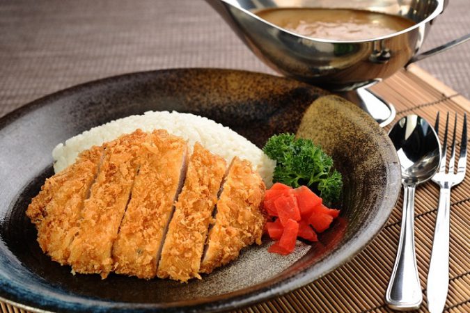 Cách làm thịt lợn chiên xù ngon như ngoài hàng