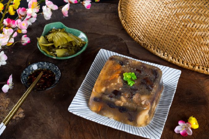 Cách nấu đông thịt lợn tại nhà đơn giản nhất
