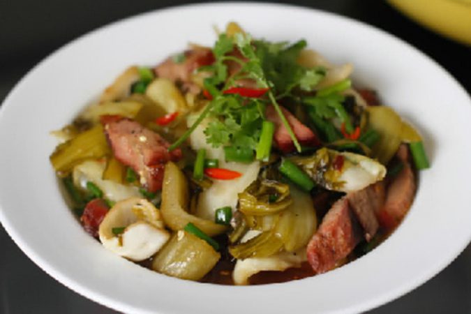 3 Bước nấu món thịt bò xào dưa chua đơn giản