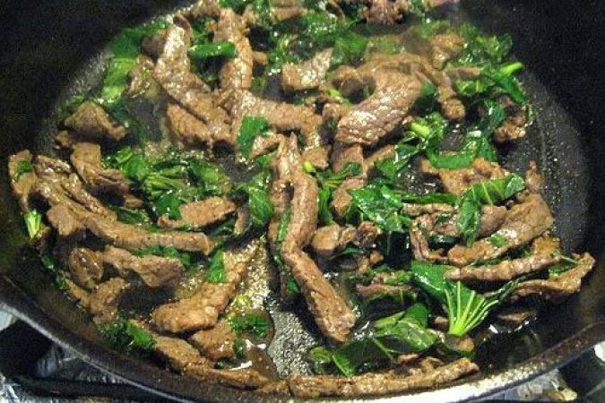 3 Bước đơn giản nấu món thịt bò xào lá lốt