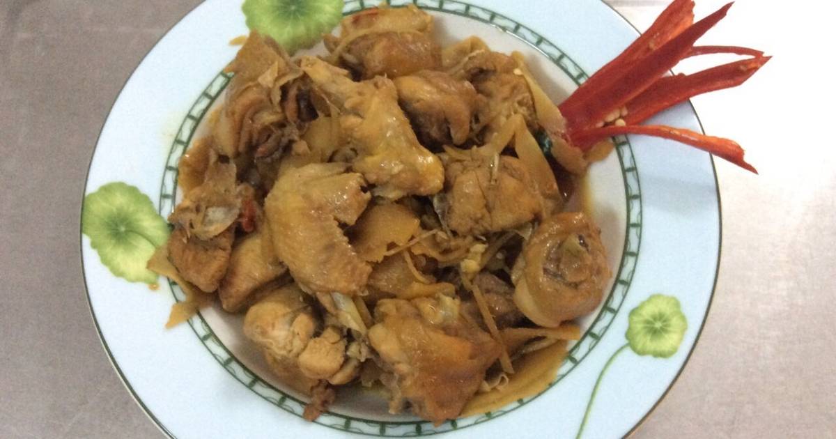 Thịt gà kho măng – Công thức chế biến cho bữa cơm thêm hấp dẫn