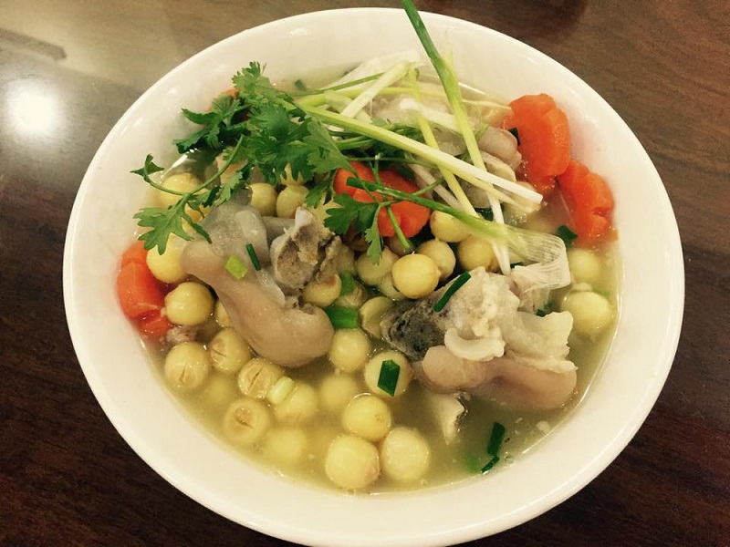 Thịt lợn hầm ngải cứu đã ngon lại còn bổ dưỡng